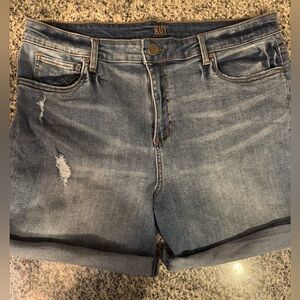 Kut Blue Denim women’s Shorts size 16